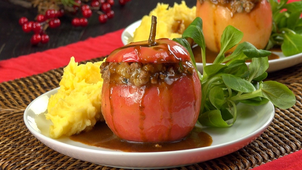 mit Entenbrust gefüllter Apfel