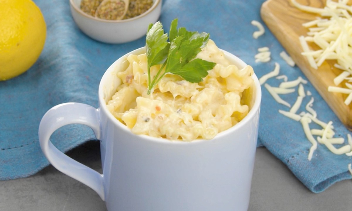 4 schnelle Rezepte aus der Mikrowelle wie diese Zitronenpasta.