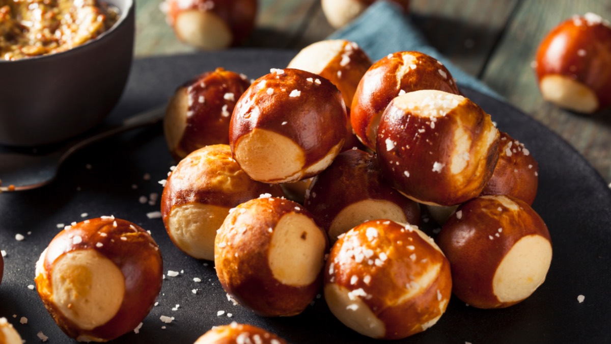 kleine runde Brezel-Bites