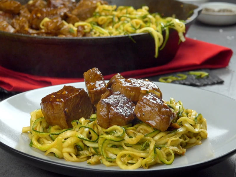 Steak Bites mit Zoodles