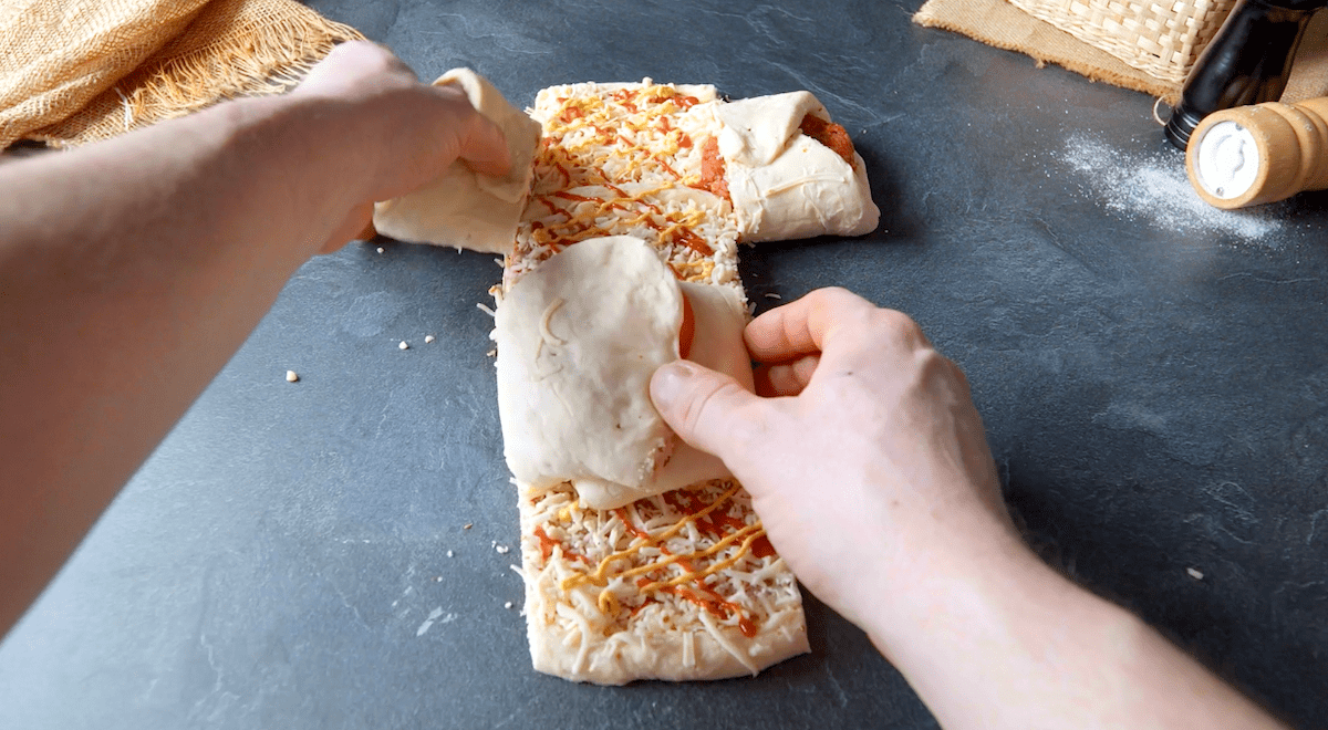 TiefkÃ¼hlpizzen werden zu Pizza-Burger zusammengefaltet