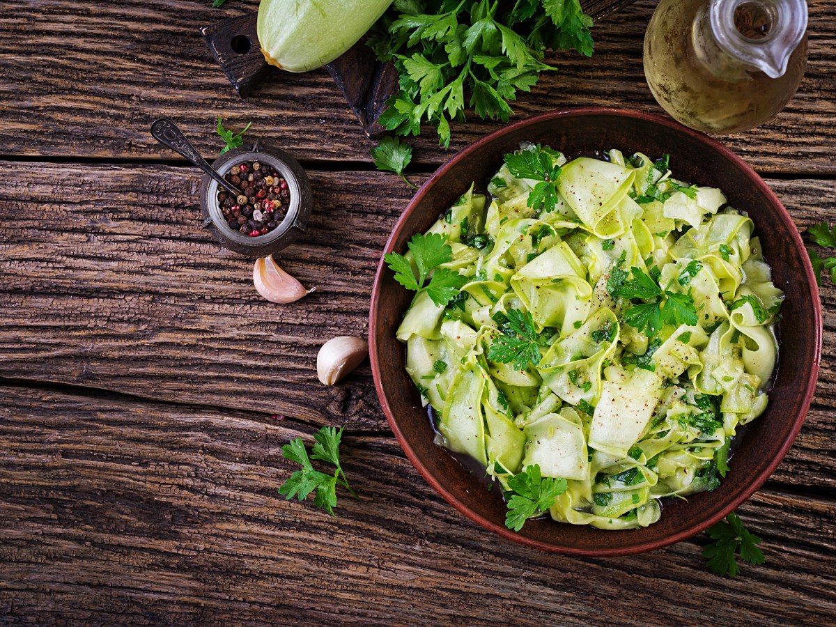 Zucchini roh essen? Mit diesem Rezept super lecker