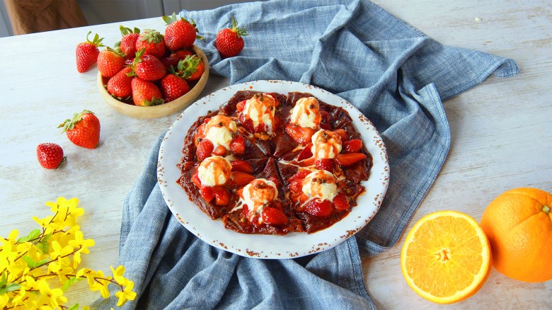 Schoko-Erdbeer-Crêpes: verführerische Kombi mit außergewöhnlichem Twist